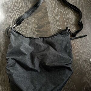 Lululemon bag